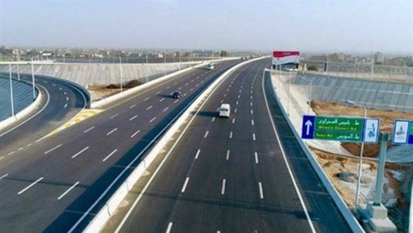 أستاذ هندسة طرق يكشف حجم إنجازات مصر بشبكة النقل خلال 2019 | فيديو 