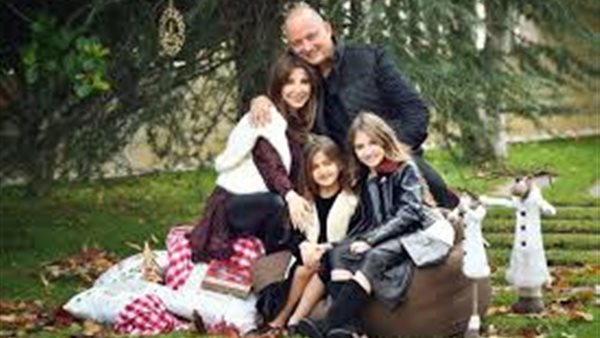 جيجي لامار : نانسي عجرم بخير  .. إصابتها طفيفة والمصريين بيغيروا عليها | فيديو