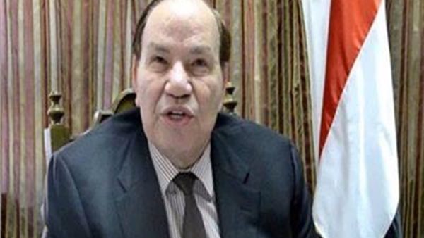 صديق عفيفي: مصر لديها قوة عسكرية جبارة قادرة على حماية أمنها واستقرارها