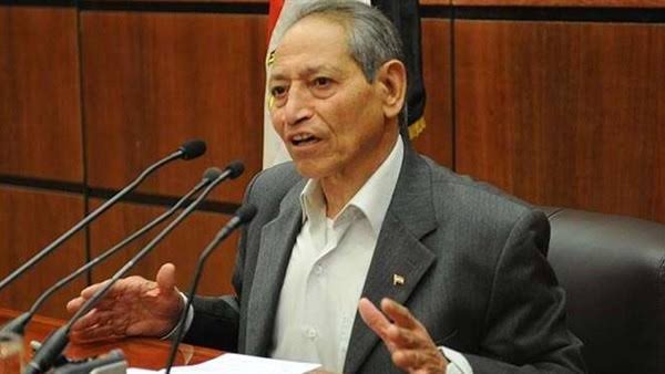 وزير التموين الأسبق يروى قصة كفاحه: أسرتي كانت فقيرة واشتغلت مزارع وراعي للأغنام | فيديو 