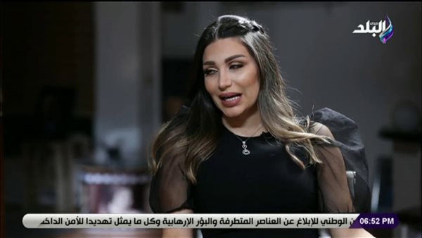 سارة نخلة: أعشق صوت أصالة.. وعمري ما هخسر حد علشان رأيه السياسي | فيديو