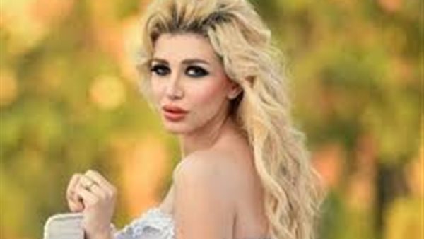 سارة نخلة: كل اللي بيشوفني بيفتكرني من المنصورة وبعشق القلقاس والمسقعة | فيديو