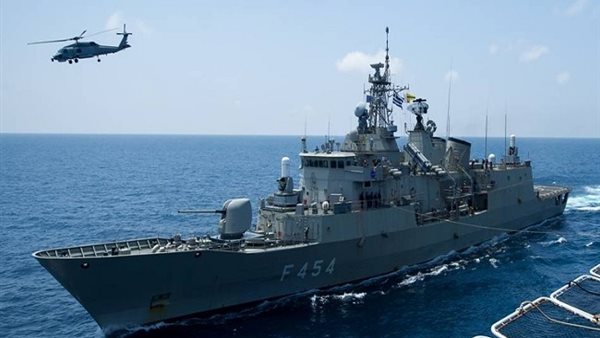 طبول الحرب..اليونان ترسل فرقاطة عسكرية لضرب سفينة تركية في البحر المتوسط