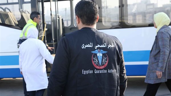 وزير الطيران يكشف تفاصيل إجلاء المصريين المتواجدين في ووهان | فيديو 