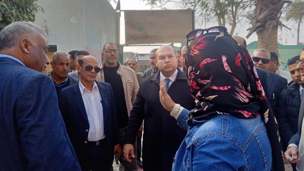 نائب محافظ الجيزة يتفقد سير العملية التعليمية بادارة الصف | صور
