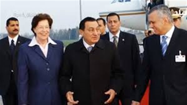 السفير محمد العرابي يكشف كواليس إجراء مبارك لعملية جراحية فى ألمانيا | فيديو