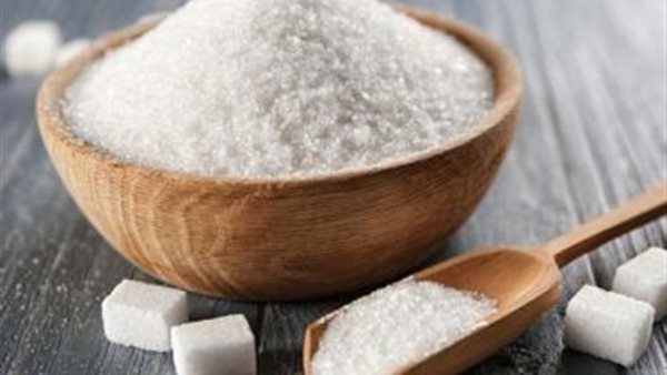 استاذ بجامعة هارفارد يحذر من تناول أكثر من 10 ملاعق سكر يوميا | فيديو