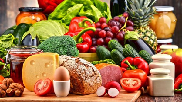 طبيب : تناول اللحوم مع الخضروات بداية الوجبة يحافظ على مستوى السكر فى الدم | فيديو