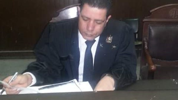 فقيه قانونى : تخصيص 1.66 مليار جنيه استثمارات لـ 11 محافظة يقضى على البطالة والفقر والهجرة والثأر