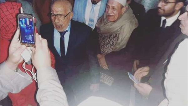 عاد من العراق بعد اختفاءه منذ 34 عاماً.. كواليس عودة مصري حضر حروب العراق | فيديو