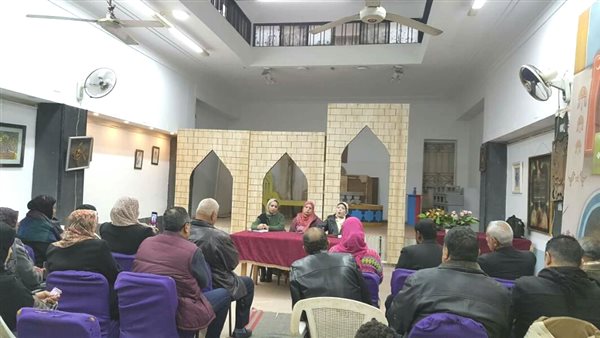 محاضرة بثقافة الغربية: المأكولات السريعة خطر والرياضة كلمة السر