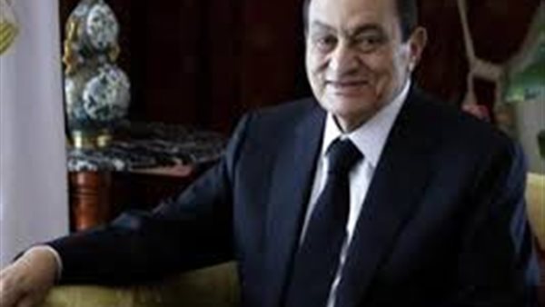 عزة مصطفى تنعى مبارك: لم يهرب وأصر على البقاء بمصر | فيديو