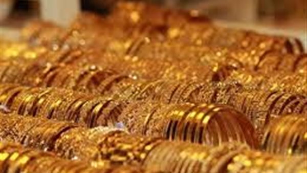 مفاجأة كبيرة في سعر الذهب بالتعاملات المسائية 