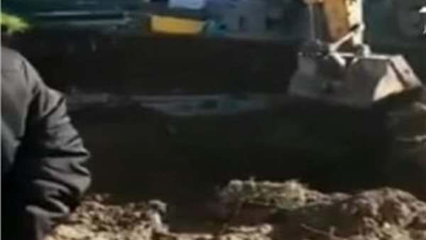 أحمد موسي : إيران تجهز مقبرة جماعية لدفن ضحايا كورونا | فيديو