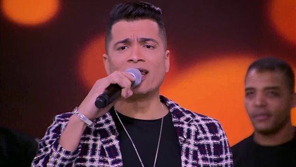 حسن شاكوش يكشف قصته مع الكرة: كنت بحلم العب فى الأهلى والزمالك واشتغلت فى محل «بلاى ستيشن» | فيديو 