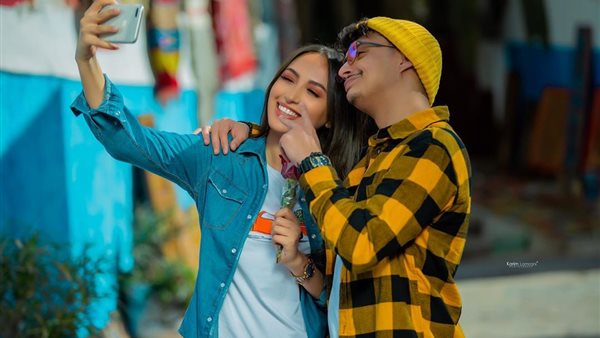 هند زيادي وزهير بهاوي يجتمعان في 