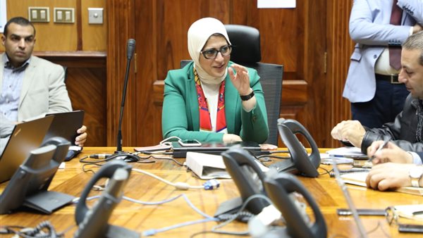 وزيرة الصحة تشكر الأطقم الطبية ورجال الإسعاف لمجهوداتهم فى تنفيذ خطة التأمين الطبي | صور