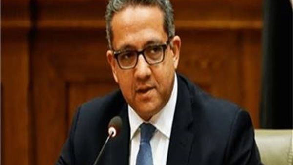 العنانى: مليار دولار خسائر تعليق السياحة .. لكن حياة المصريين لاتقدر بثمن | فيديو 