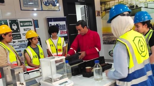 الجامعة البريطانية تفوز بالمركز التاسع عالميًا في نهائيات بطولة تطوير حقول البترول الدولية