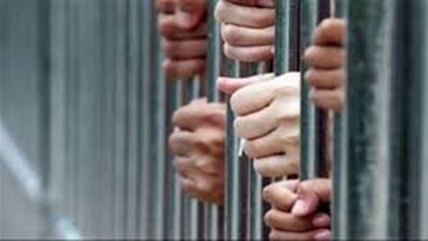 قطعوله جزء حساس من جسده.. تفاصيل حبس 3 متهمين بالاعتداء على شخص بالمنوفية