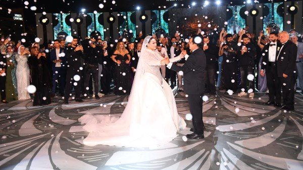 ماذا طلب منه؟.. وصية محمد هنيدي لعريس ابنته