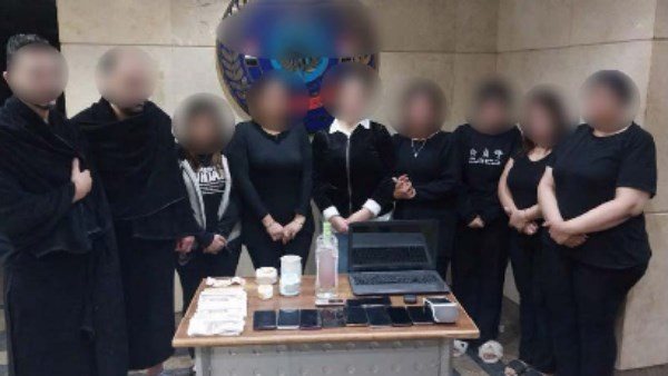 تفاصيل القبض على شبكة لممارسة الأعمال المنافية للآداب بالشروق 