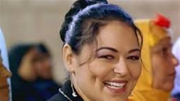  تفاصيل اللحظات الأخيرة للفنانة نيفين مندور قبل وفاتها في حريق شقتها بالإسكندرية 