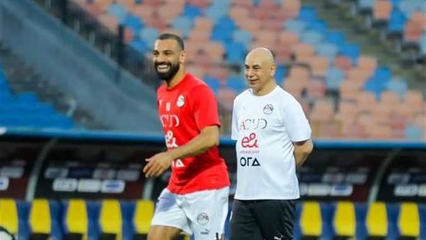 ساعة ونصف.. تفاصيل جلسة حسام حسن ومحمد صلاح في المغرب