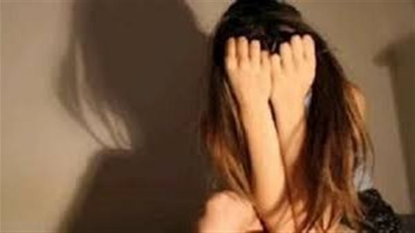 استغل غياب الأم.. تفاصيل صادمة في اتهام نقاش بهتك عرض نجلته بالعياط