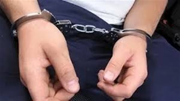 فيديو صادم.. تفاصيل ضبط شاب أطلق كلبه على مسن داخل خيمته بشبرا الخيمة