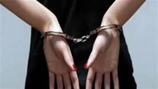  لتحقيق أرباح مالية.. تفاصيل حبس راقصة بتهمة نشر فيديو خادش للحياء 