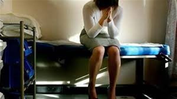 تفاصيل اتهام طبيب عظام شهير بالتحرش بمريضة داخل عيادته بالدقي 