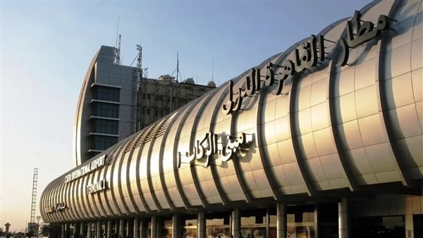 تفاصيل القبض على رجل أعمال سوري شهير هارب من 4 أحكام بمطار القاهرة 