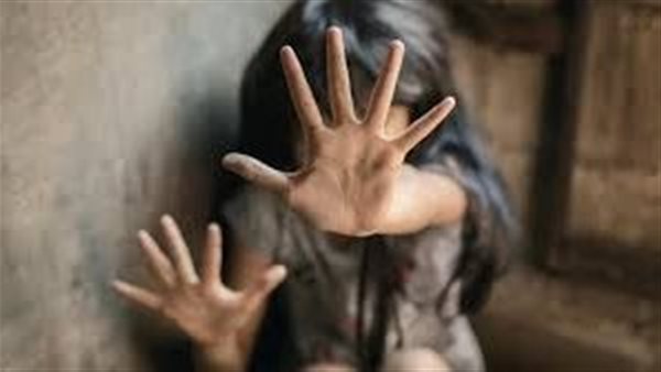 تفاصيل حبس المتهم بالتعدي على قاصر وسلب براءتها منذ 6 أعوام بـ 15 مايو