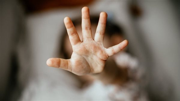 قرار جديد بشأن المدرس المتهم بالتحرش بطالبة أثناء الدرس في الجيزة