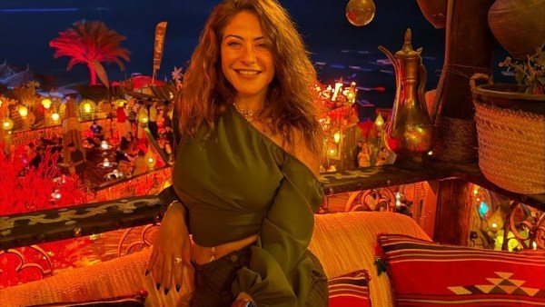 بالتاتو.. هيدي كرم تثير الجدل بإطلالة جريئة | شاهد