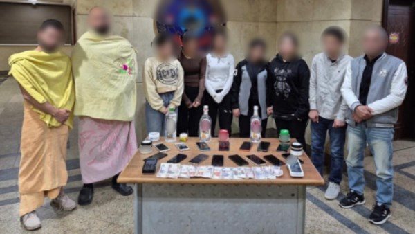  تفاصيل القبض على 6 فتيات يمارسن الأعمال المنافية للآداب داخل نادى صحى بمدينة نصر 