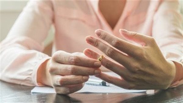 عمرو في دعوى طلاق زوجته: عايزة 100 ألف جنيه عشان نمارس علاقتنا الحميمة