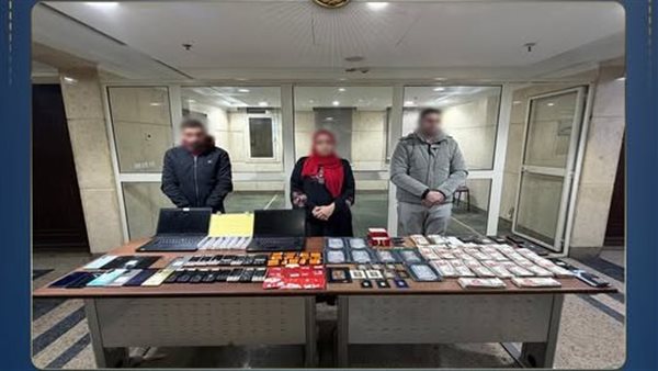 عناصر دولية و7 كيلو ذهب وفضة.. تفاصيل سقوط عصابة اختراق الهواتف لسرقة الأموال من إنستاباي