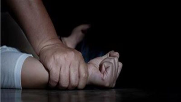 الشات فضحه.. تفاصيل مثيرة جديدة في اتهام ممرض بهتك عرض مريضة بالدقهلية