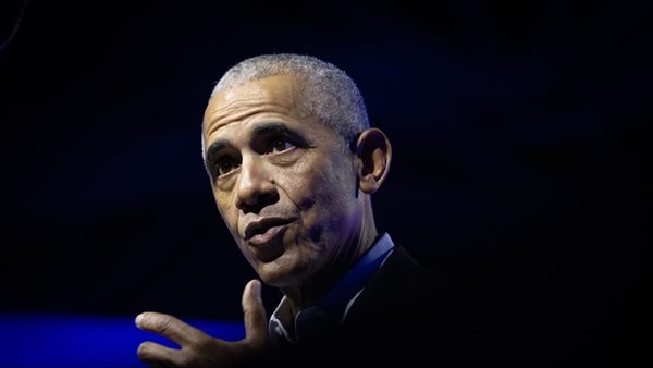 إنهم حقيقيون.. أوباما يُثير الجدل بتصريحاته عن الكائنات الفضائية | فيديو