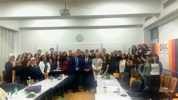 10ورش عمل تطبيقية تعزز مهارات طلاب كلية الحقوق بالجامعة الألمانية بالقاهرة