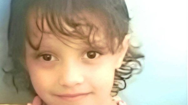  تفاصيل صادمة يرويها والدا الطفلة قمر ضحية جارها بالمنيب 