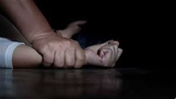 اختبار حمل يفضح السر.. طالبة تتهم صديقها بهتك عرضها والأخير: كله برضاها