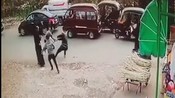 سلاح أبيض وعصا خشبية.. تفاصيل مشاجرة الدقهلية المثيرة للجدل | فيديو