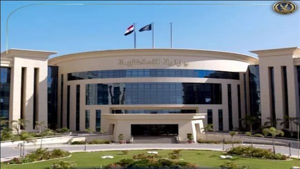 عقارات وأساطيل سيارات.. تفاصيل غسل 100 مليون جنيه من حصيلة المخدرات