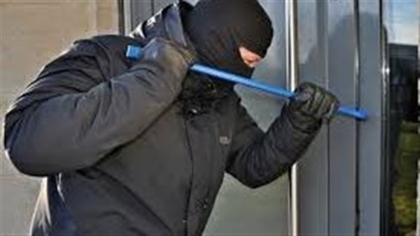 صديقته استعانت بـ 4.. كواليس ليلة الرعب داخل شقة مدرس خليجي بالهرم