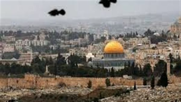 القدس في جمعة الوداع: صلوات على أعتاب الأقصى المغلق وسط طوق أمني هو الأكبر منذ عامين