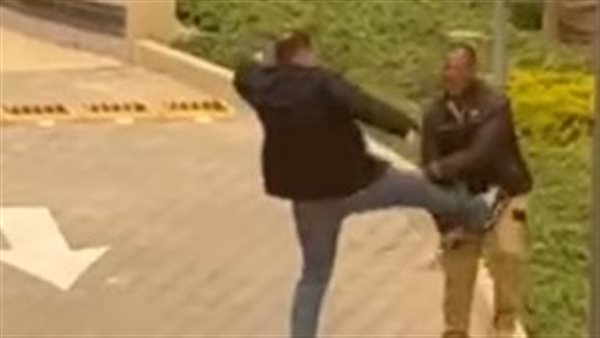 عام مع المراقبة.. القصة الكاملة لتعدي رجل أعمال على فرد أمن داخل كمبوند شهير بالتجمع