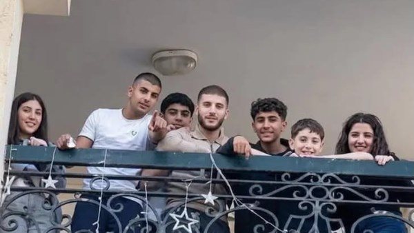 تحرشوا باخواتي البنات.. شقيق متهمي واقعة 